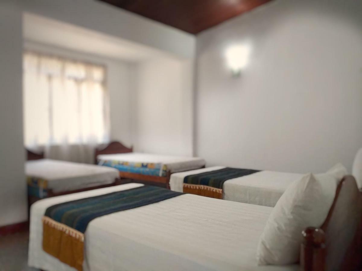 Ginza Rest Kandy Tennekumbura Dış mekan fotoğraf